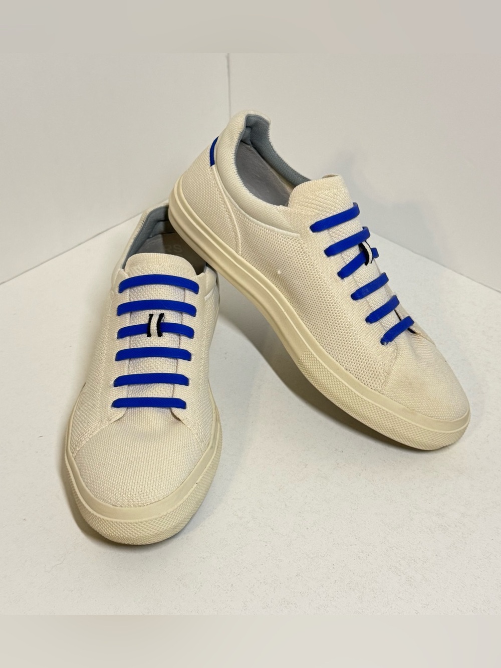 Rothy's Unisex Cream Canvas Sneakers with Blue Accents